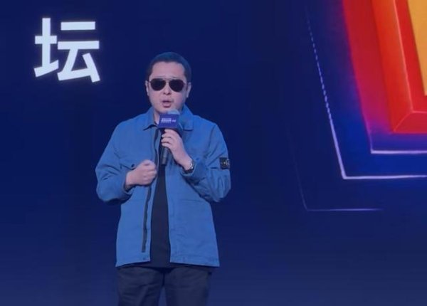 AI掀了桌子，贾樟柯们的底牌在哪儿？