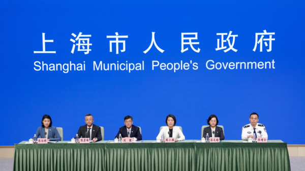 “减繁琐申报”，试点AI辅助评标……优化营商环境“十大攻坚突破任务”发布